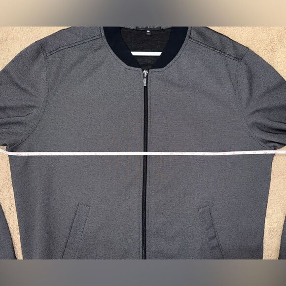 The Barakett Baseball Jacket - Picture 3 of 4